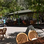 מלון Gorge Club 4*
