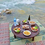 מלון Gorge Club