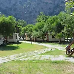 Gorge Club 4*